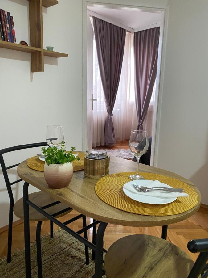 Apartman Kosta เลสโควัซ ภายนอก รูปภาพ